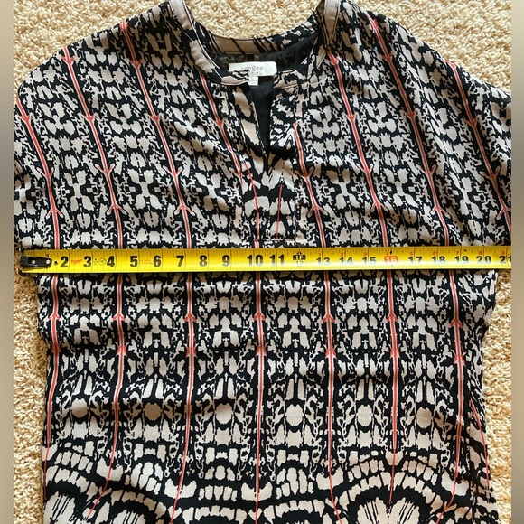 Umgee unique print dress with tie sleeves, fully lined, size small - Picture 12 of 13